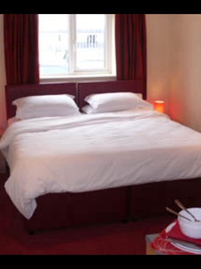 Lenox Farm Bed & Breakfast Hale  Eksteriør bilde